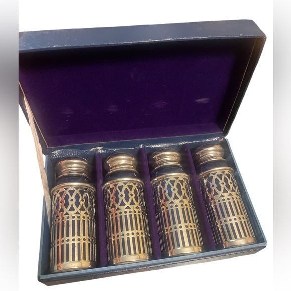 Vintage William Adams Silver/Blue Cobalt Glass Salt Pepper Set of 4 In A Box - Picture 1 of 5